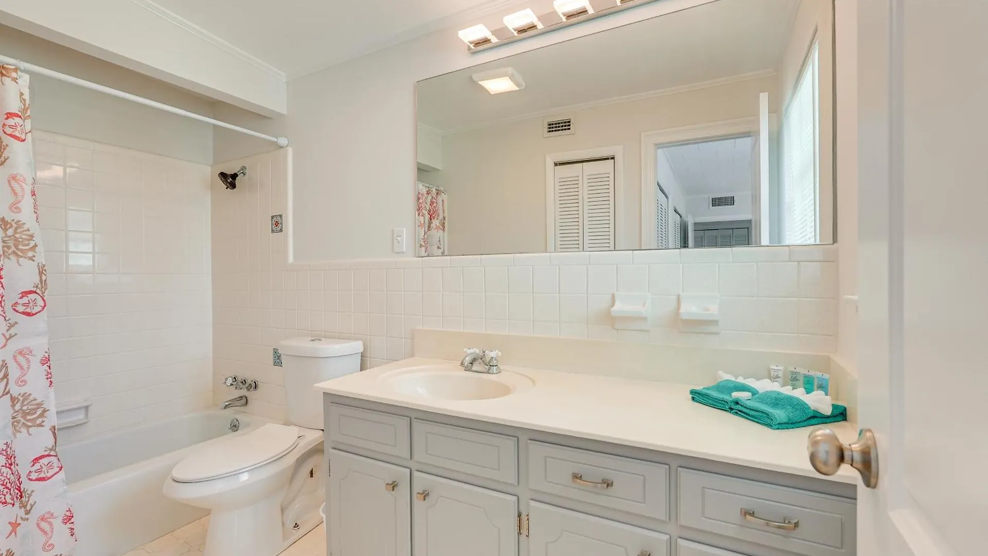 Spacious Home In Panama City Beach, Fl